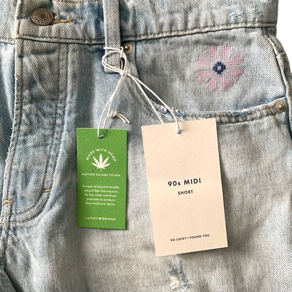 Lucky Brand floral Embroidered light wash distressed denim 90s midi shorts - Picture 3 of 9